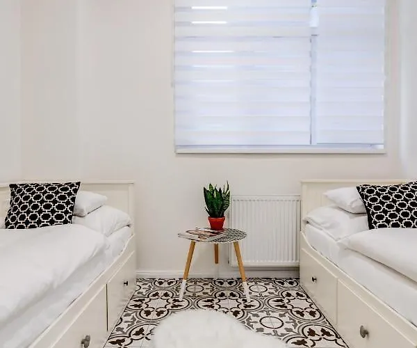 Design Twenty 20 Casa de hóspedes Poděbrady